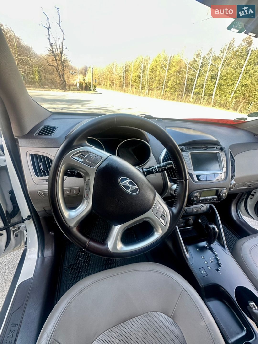 Hyundai ix35 2012 VIN TMAJU81VDCJ276588 фото оголошення 28 з 49