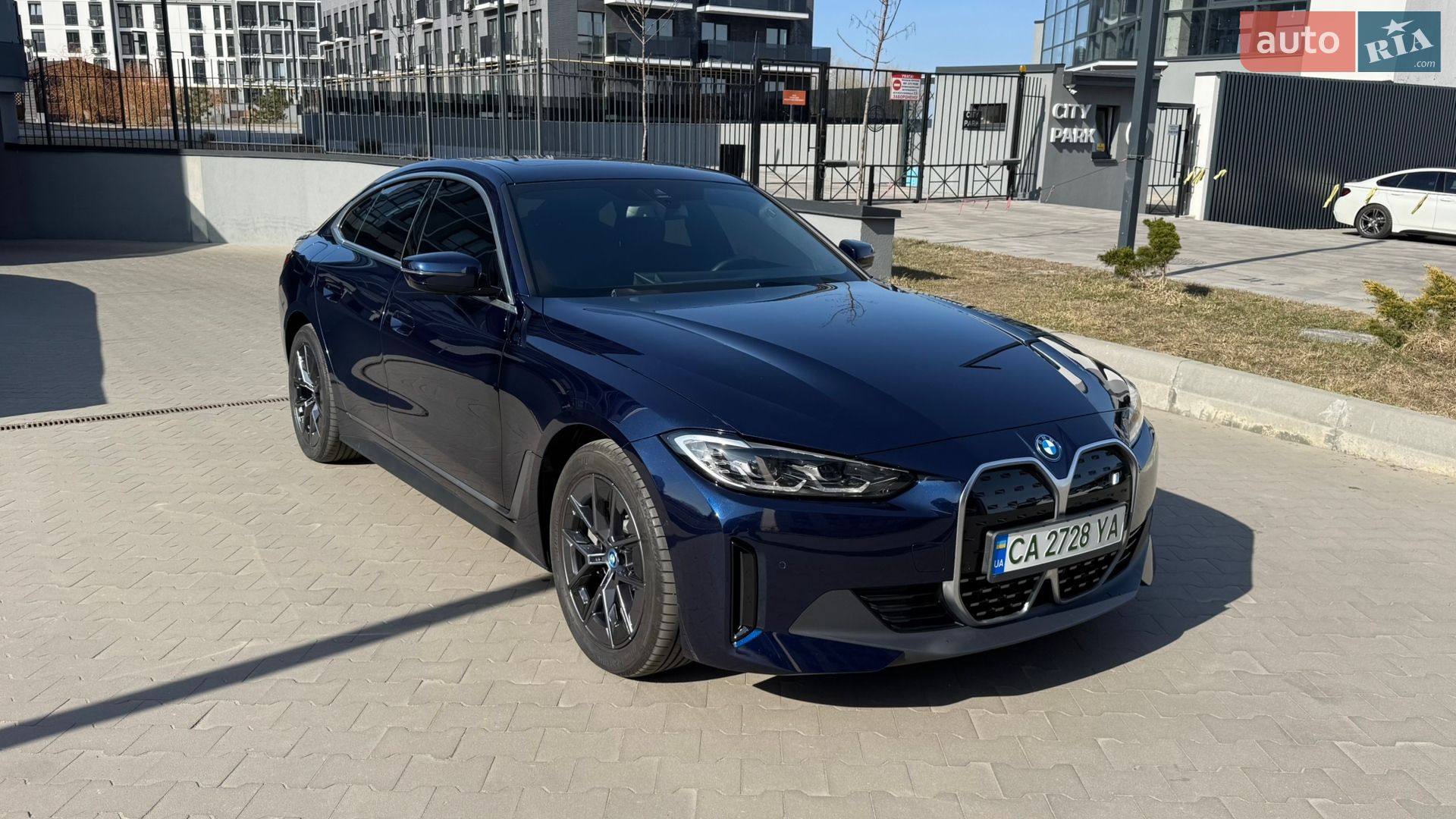 BMW I4 2022 VIN WBY73AW04PFN76960 фото оголошення 3 з 21
