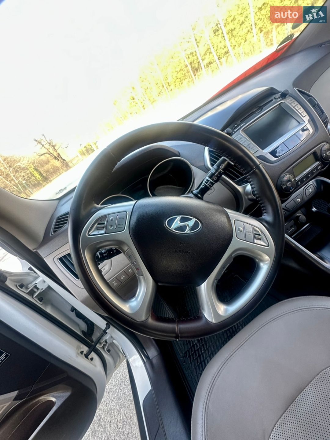 Hyundai ix35 2012 VIN TMAJU81VDCJ276588 фото оголошення 31 з 49