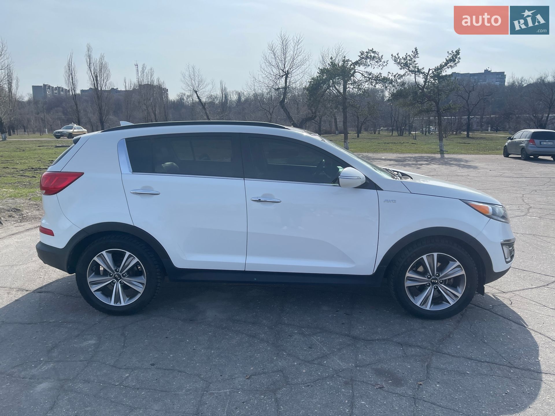 Kia Sportage 2014 VIN KNDPCCA66E7638259 фото оголошення 2 з 24