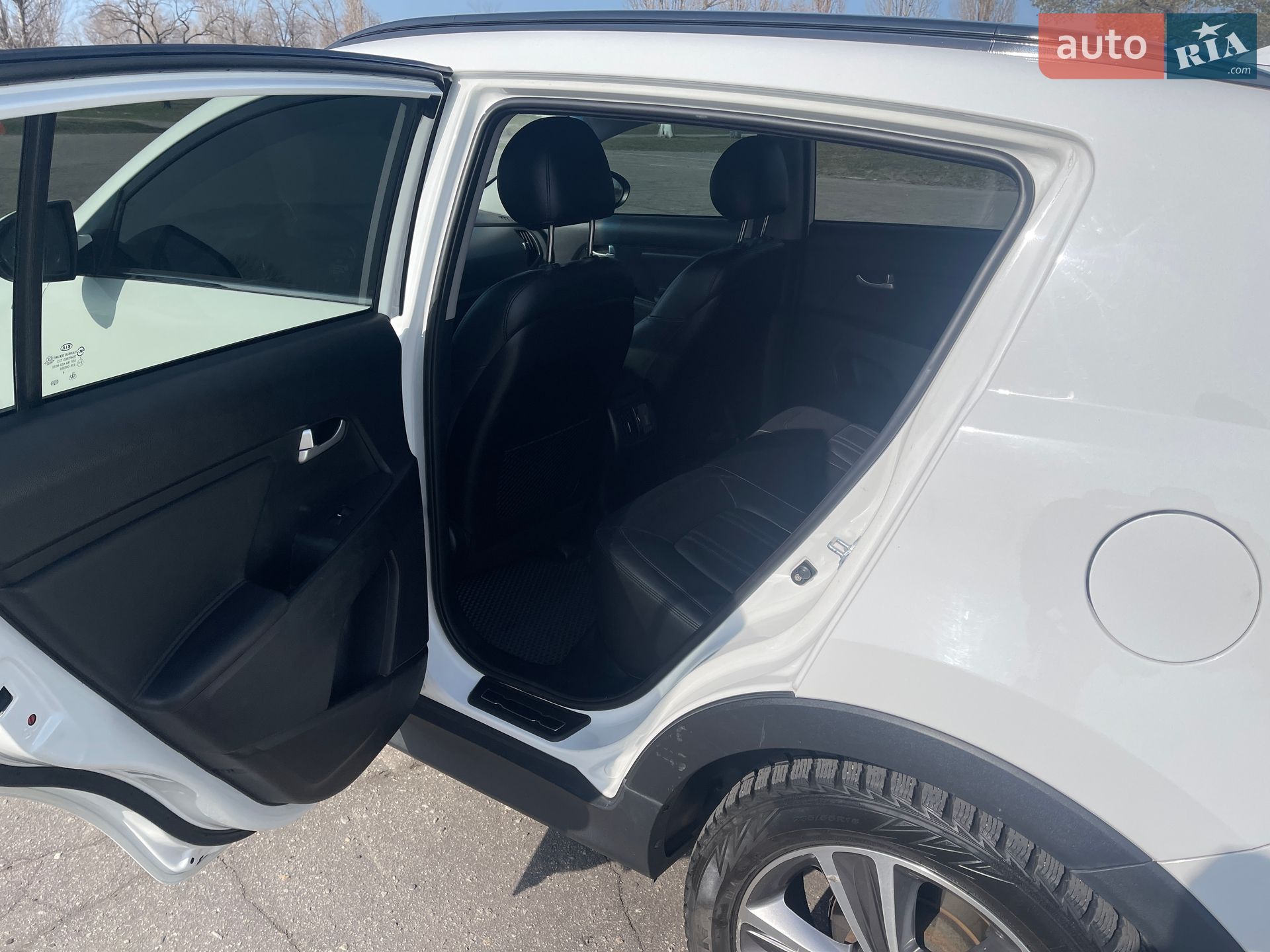 Kia Sportage 2014 VIN KNDPCCA66E7638259 фото оголошення 9 з 24