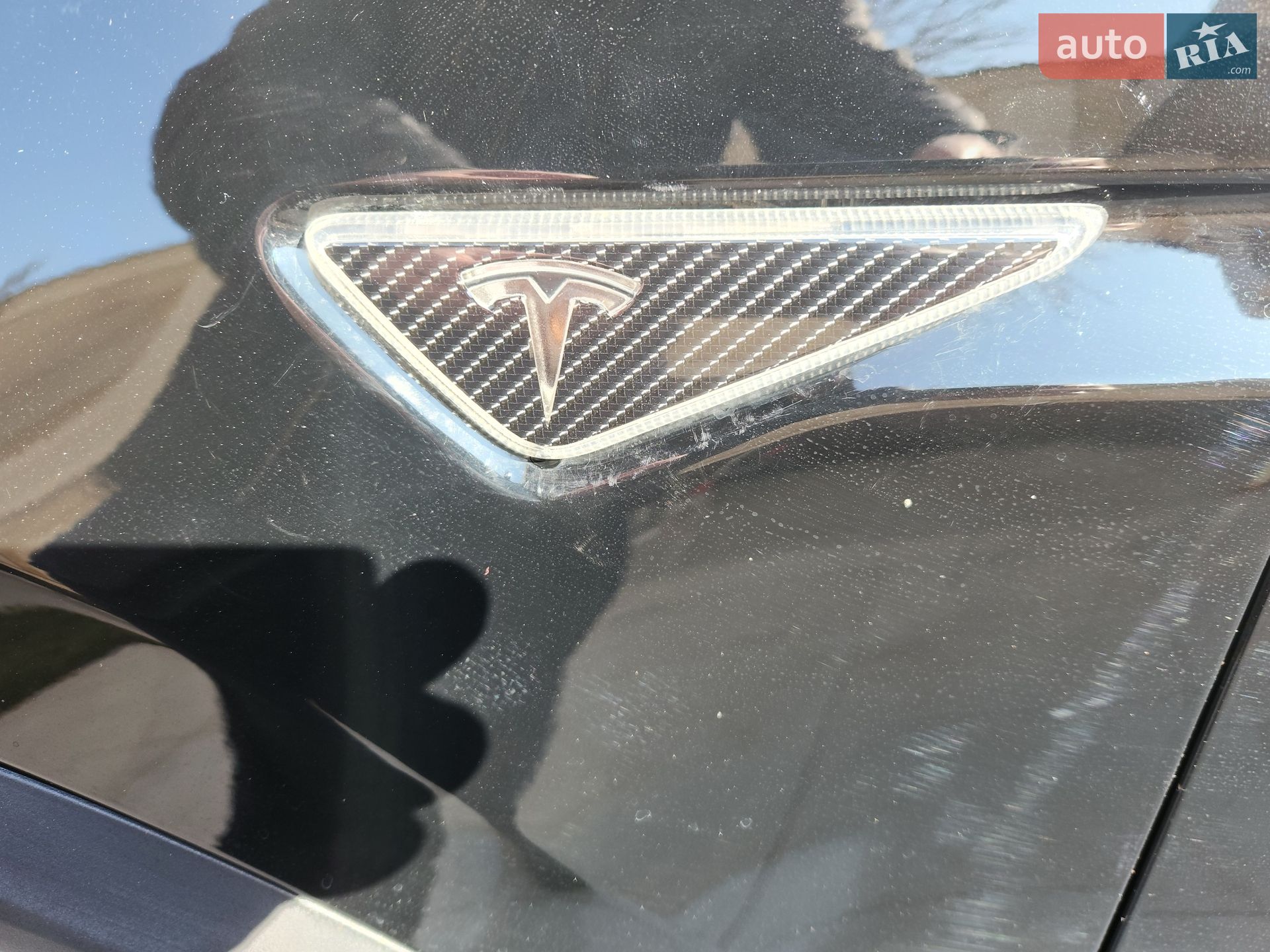 Tesla Model X 2016 VIN 5YJXCBE21GF011984 фото оголошення 42 з 43