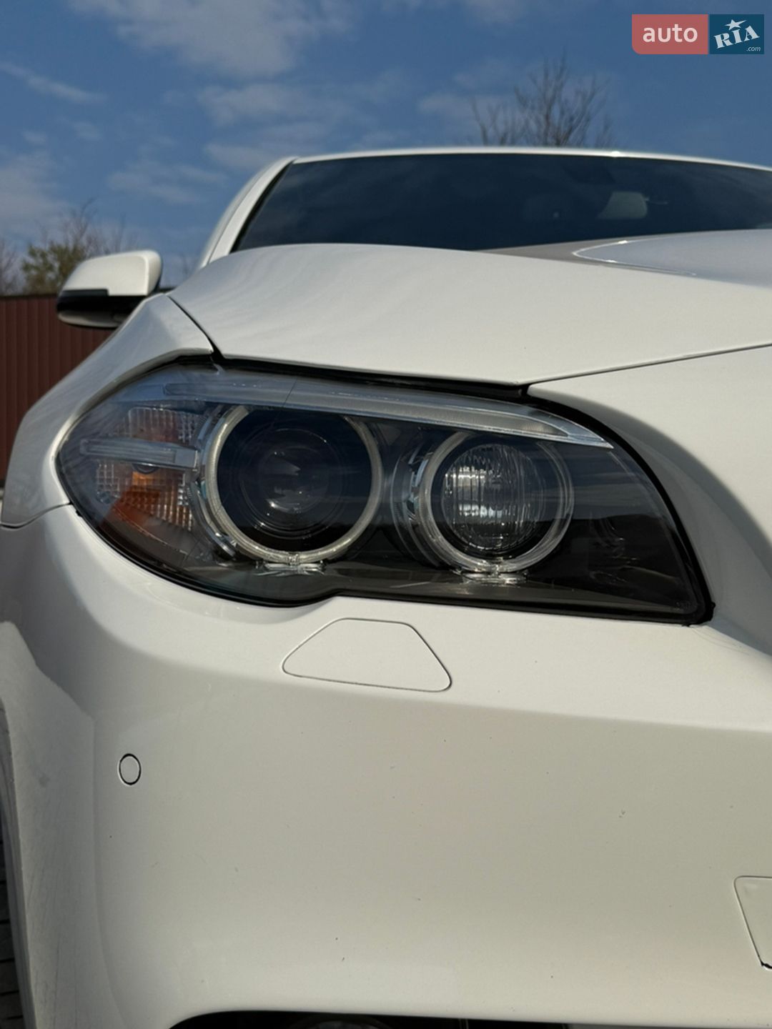 BMW 5 Series 2015 VIN WBA5B3C5XFD547719 фото оголошення 4 з 21