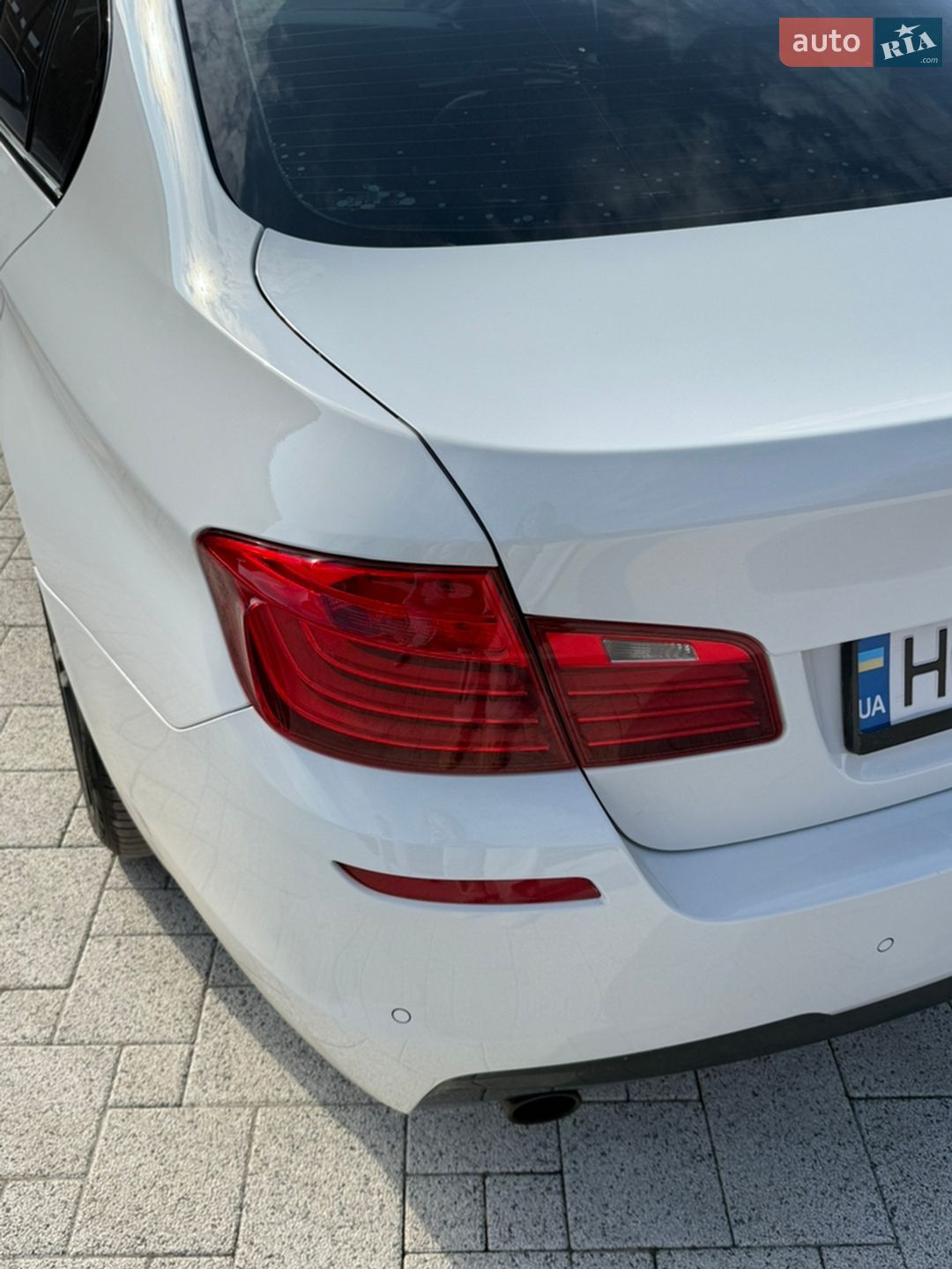 BMW 5 Series 2015 VIN WBA5B3C5XFD547719 фото оголошення 10 з 21
