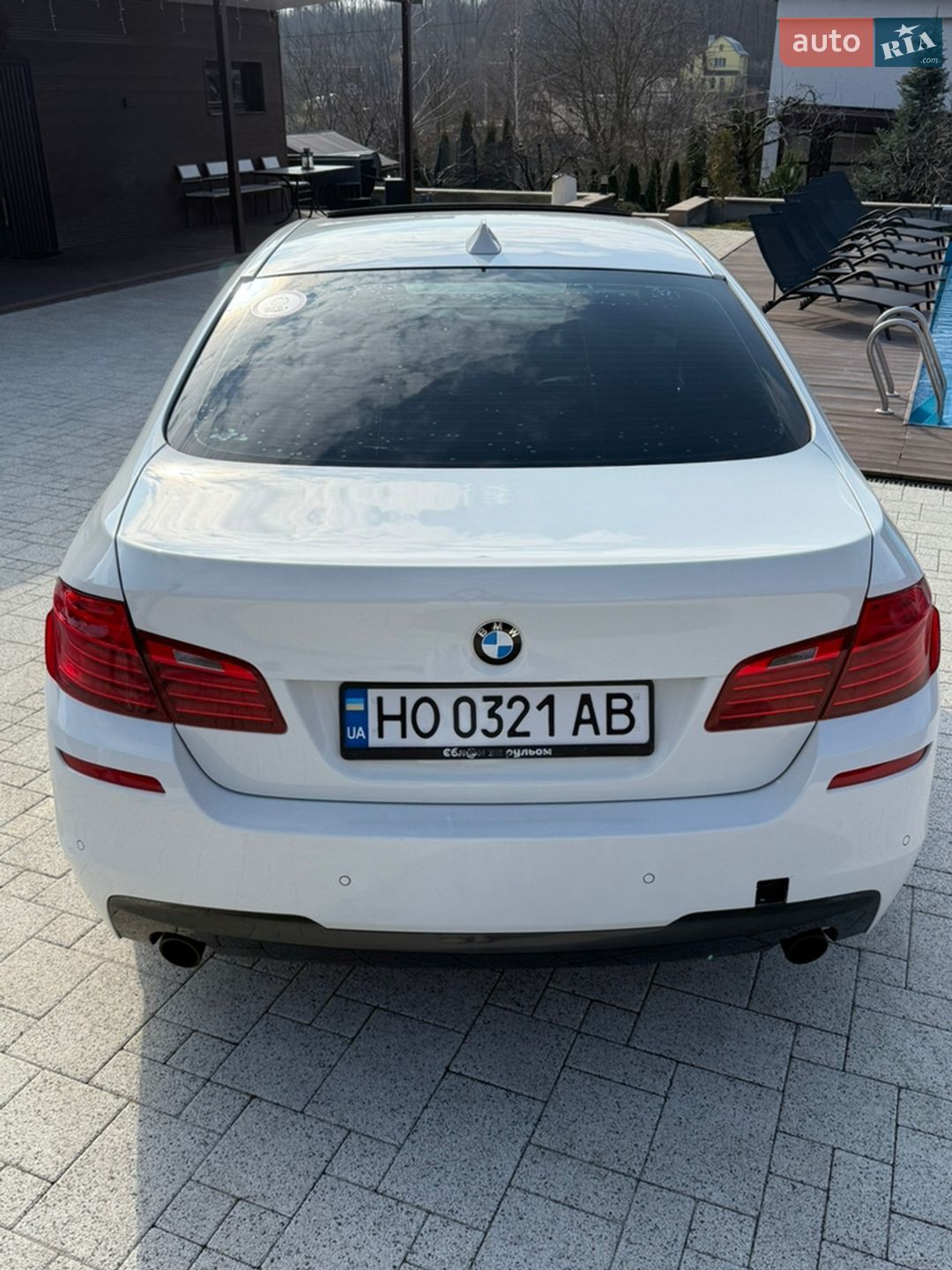 BMW 5 Series 2015 VIN WBA5B3C5XFD547719 фото оголошення 9 з 21