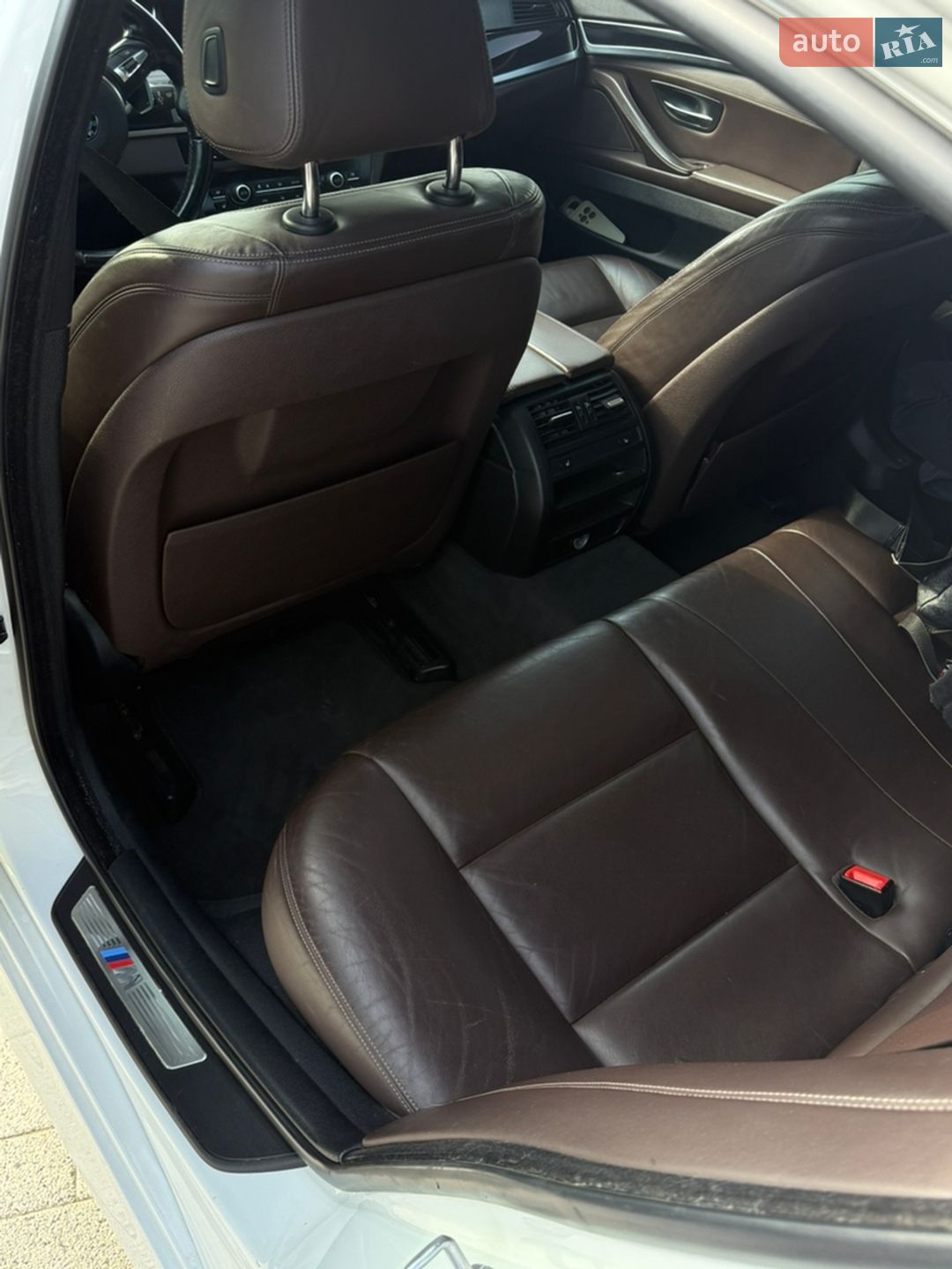 BMW 5 Series 2015 VIN WBA5B3C5XFD547719 фото оголошення 12 з 21