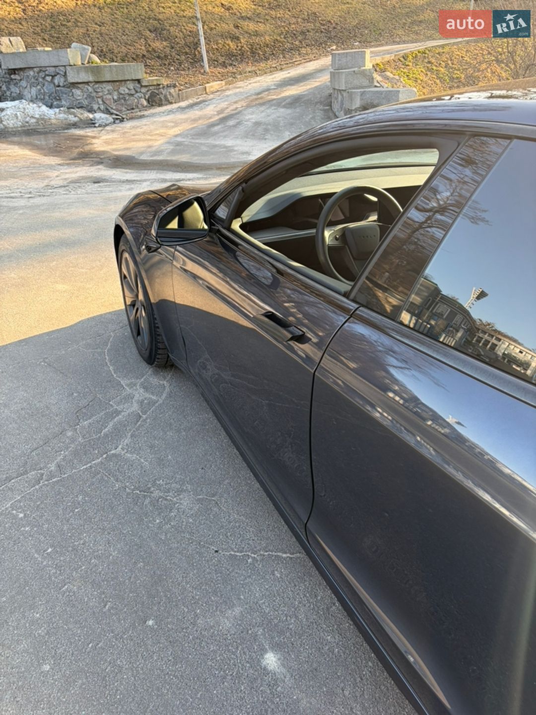 Tesla Model S 2024 VIN 5YJSA1E56RF534960 фото оголошення 2 з 12