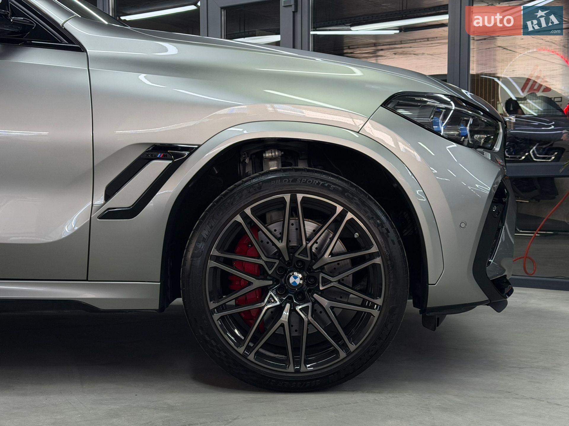 BMW X6 M 2022 VIN WBSCY010109L43361 фото оголошення 5 з 31