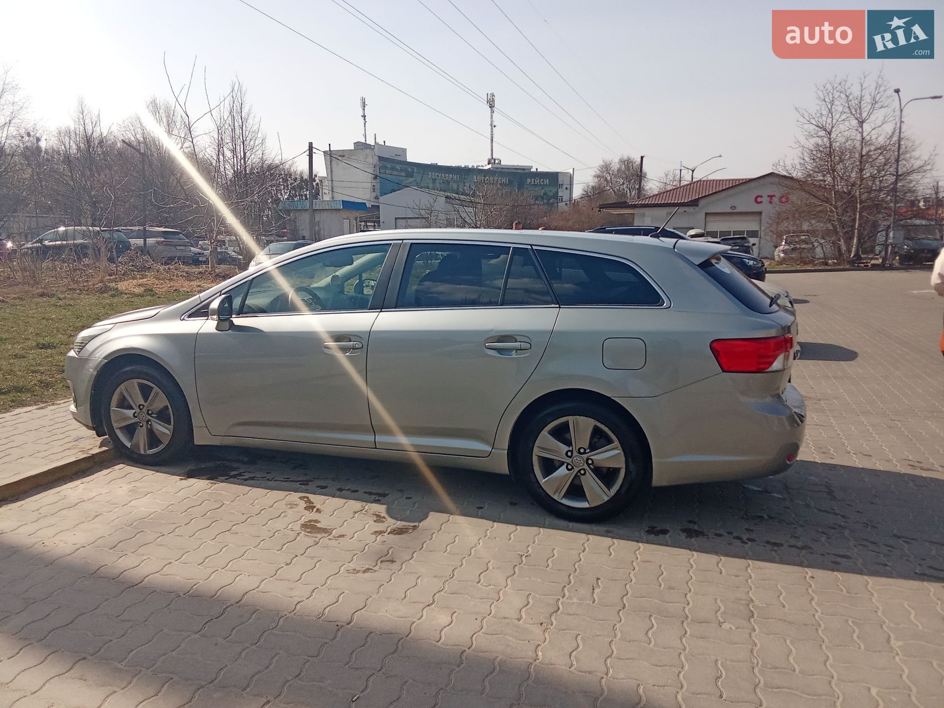 Toyota Avensis 2014 VIN SB1EB76L90E041731 фото оголошення 2 з 9