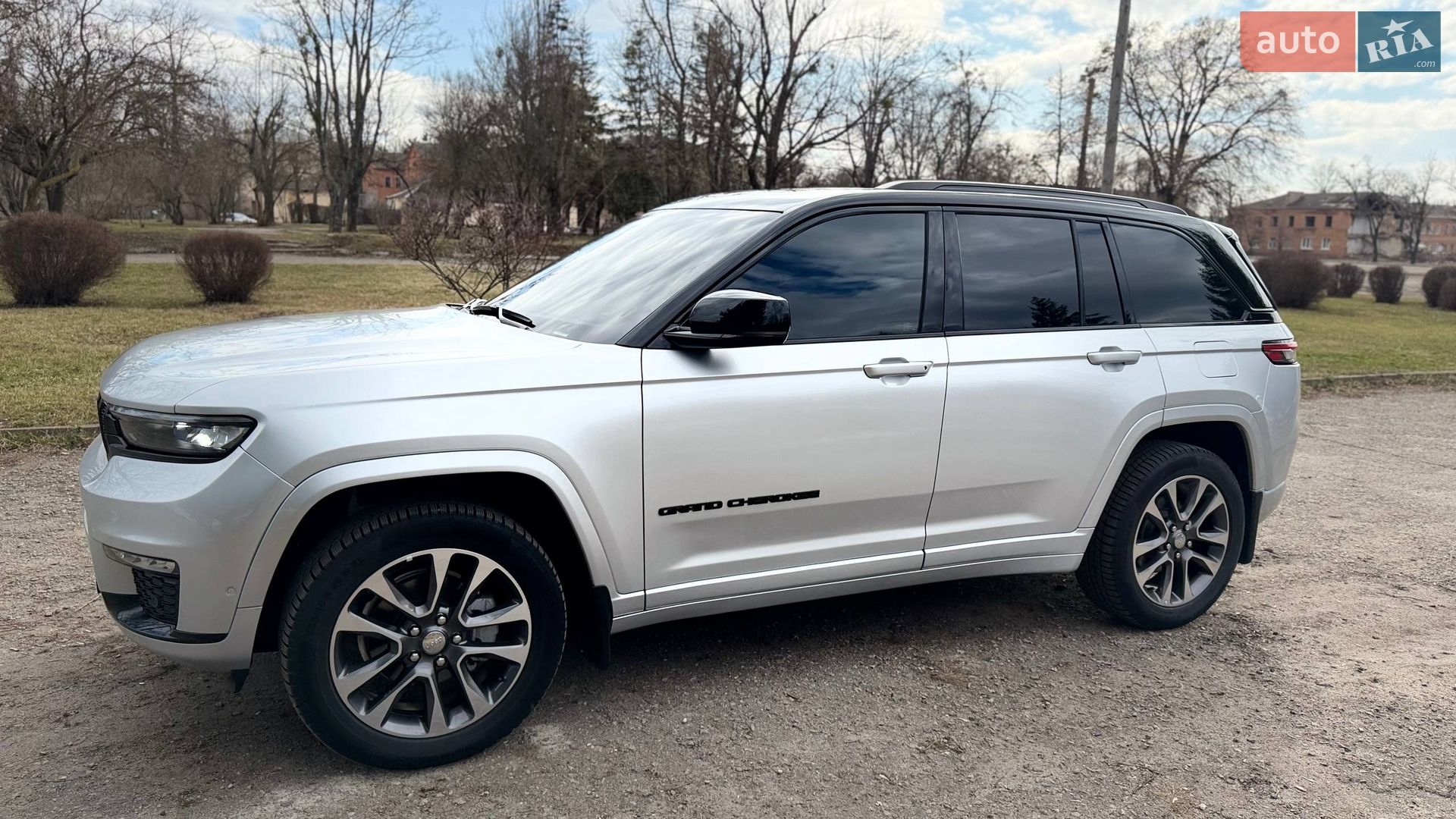 Jeep Grand Cherokee 2022 VIN 1C4RJHBG0P8742942 фото оголошення 8 з 35
