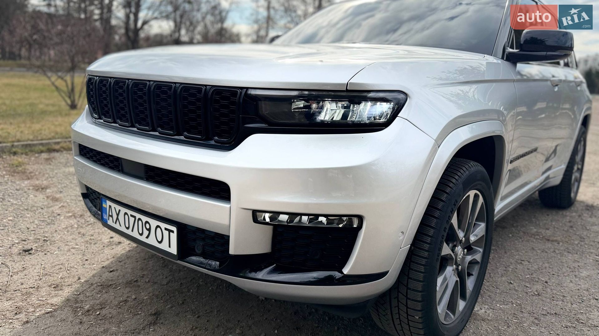 Jeep Grand Cherokee 2022 VIN 1C4RJHBG0P8742942 фото оголошення 12 з 35