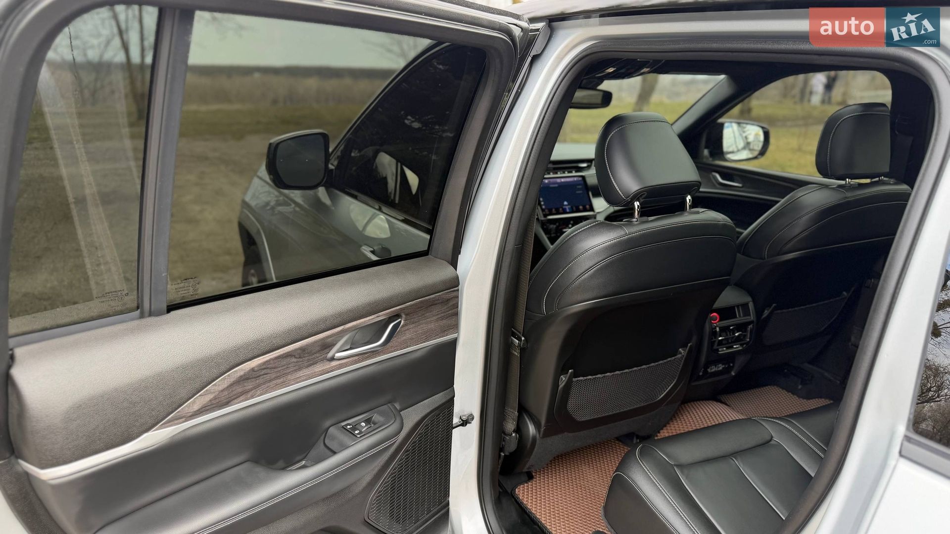 Jeep Grand Cherokee 2022 VIN 1C4RJHBG0P8742942 фото оголошення 30 з 35
