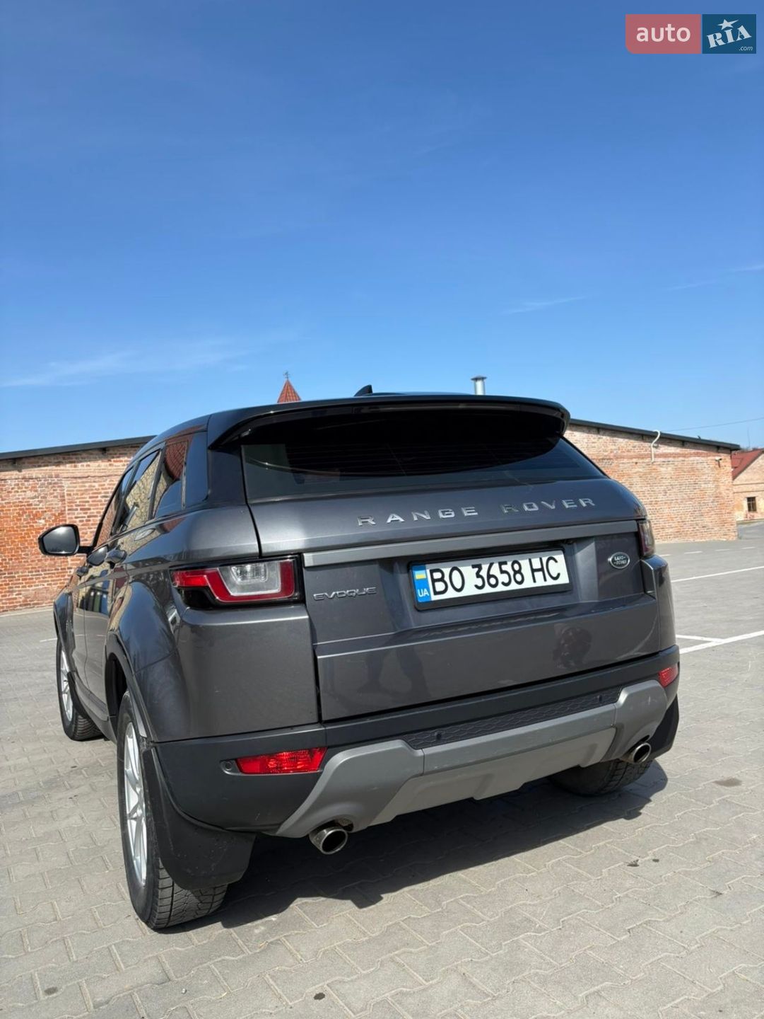 Land Rover Range Rover Evoque 2017 VIN SALVA2BNXHH212028 фото оголошення 2 з 17