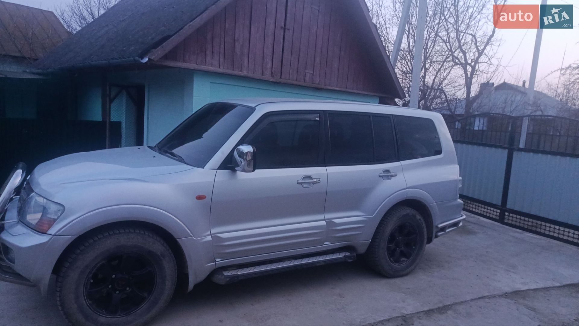 Mitsubishi Pajero Wagon 2002 VIN JMBLYV78W2J007900 фото оголошення 3 з 3
