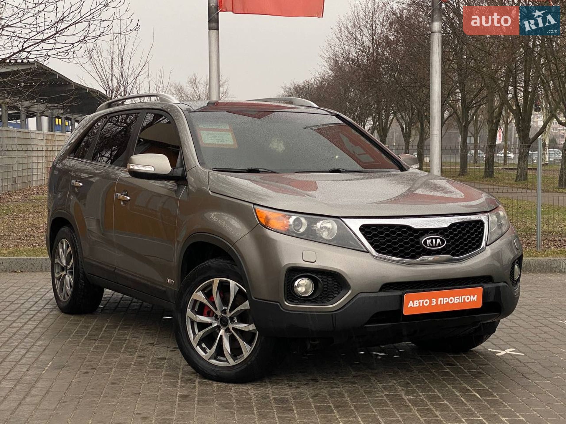 Kia Sorento 2011 VIN KNAKU814DB5136413 фото оголошення 3 з 21