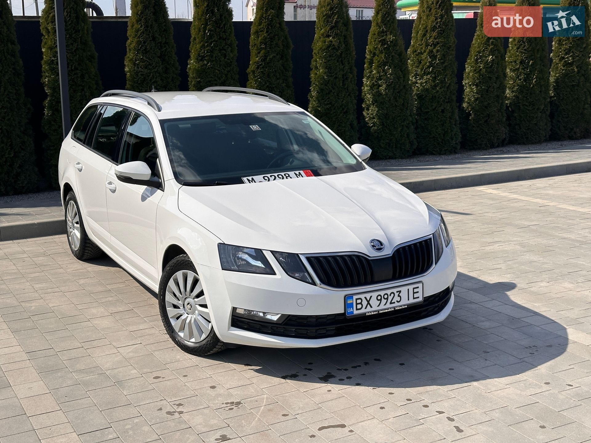 Skoda Octavia 2019 VIN TMBJG7NE4K0206292 фото оголошення 2 з 20