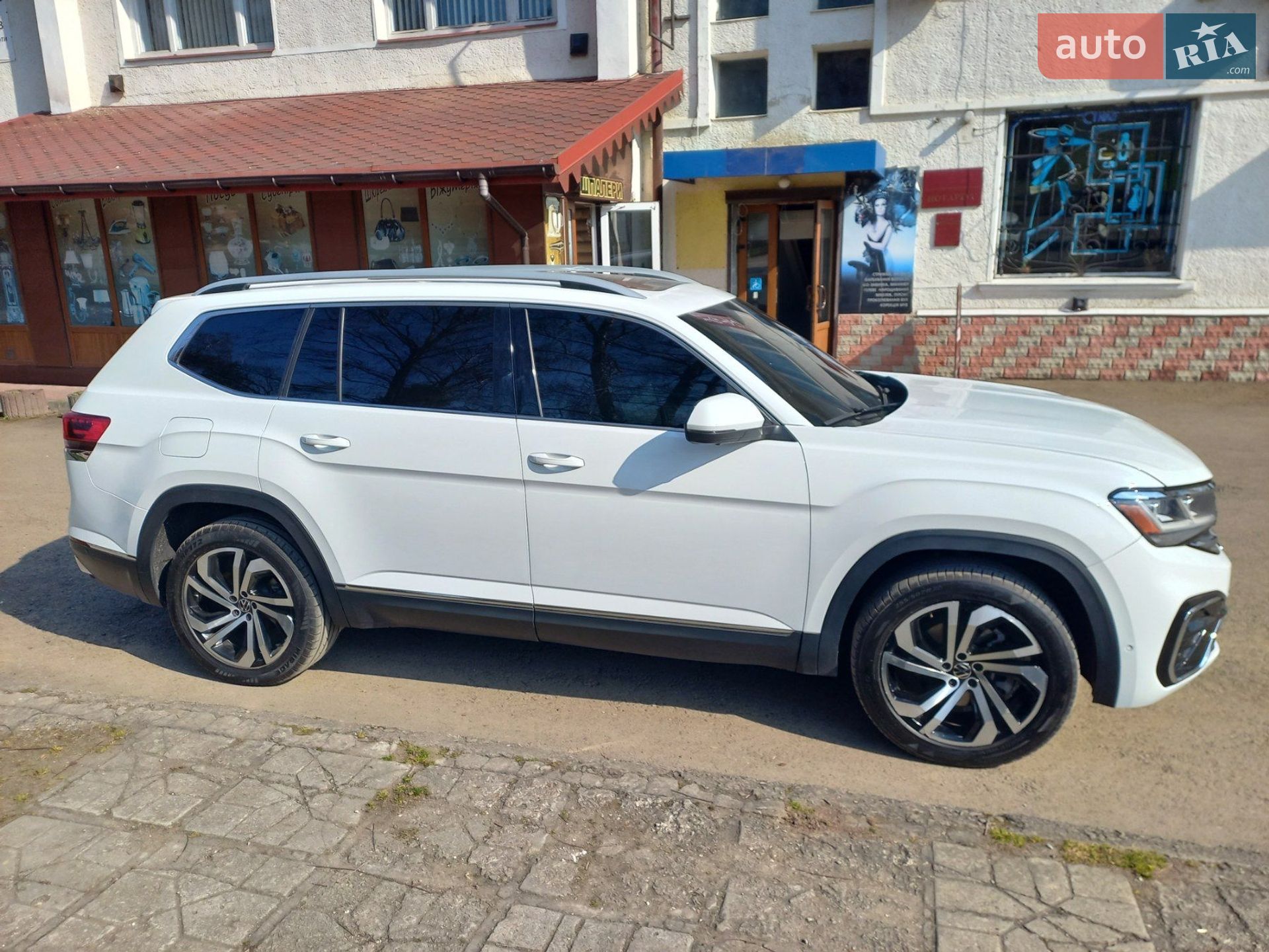 Volkswagen Atlas 2021 VIN 1V2TR2CA6MC574365 фото оголошення 7 з 12