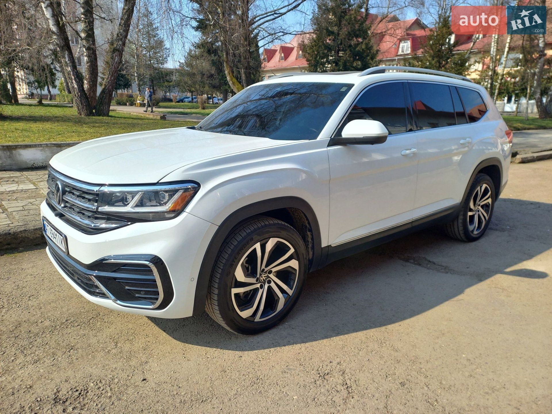 Volkswagen Atlas 2021 VIN 1V2TR2CA6MC574365 фото оголошення 10 з 12