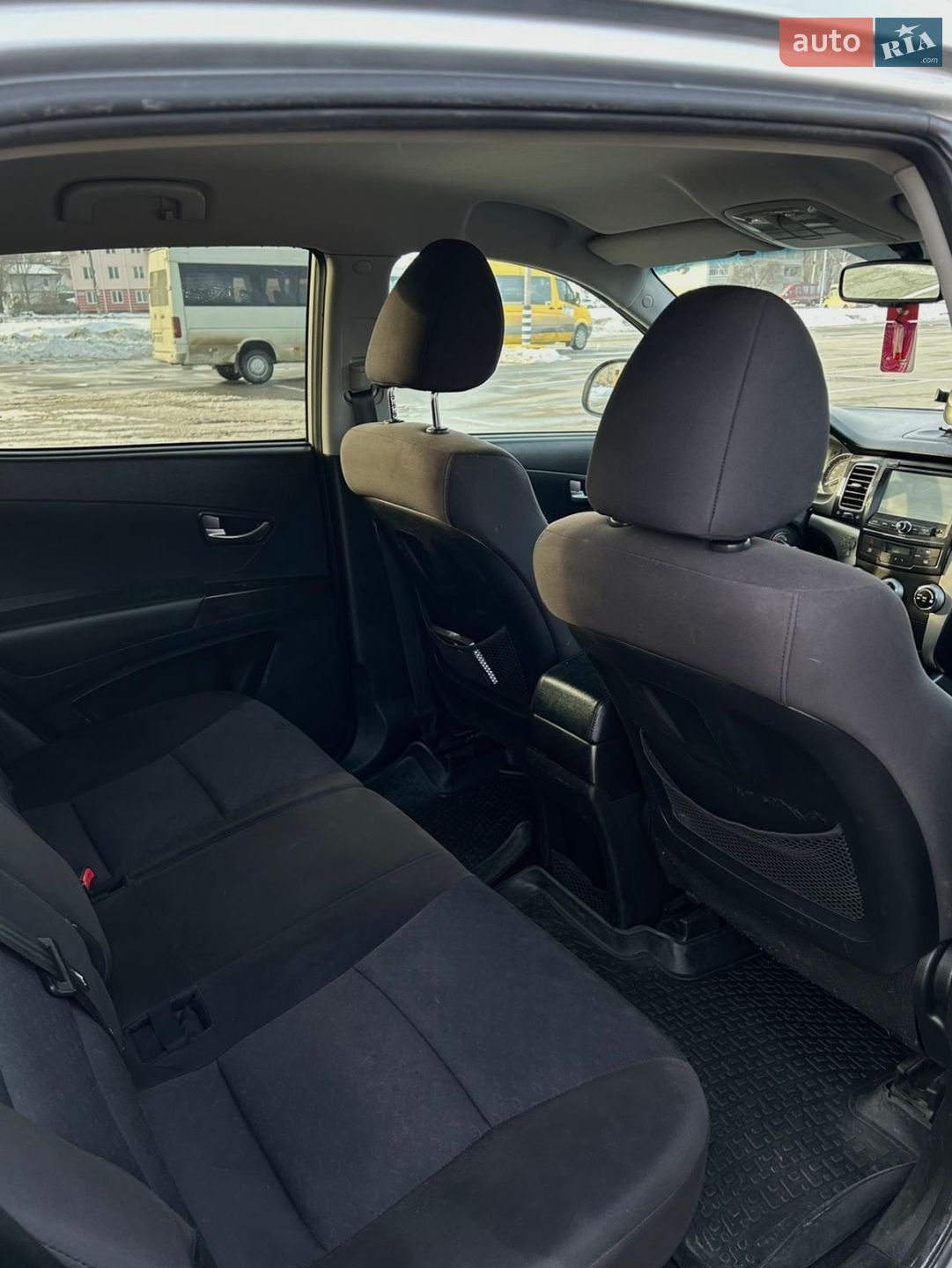 SsangYong Korando 2013 VIN Y7WCKSA40D0022715 фото оголошення 3 з 11