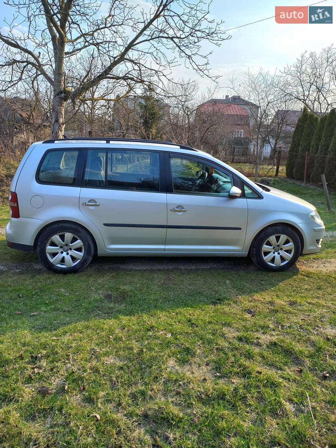 Volkswagen Touran 2010 VIN WVGZZZ1TZAW056863 фото оголошення 11 з 28