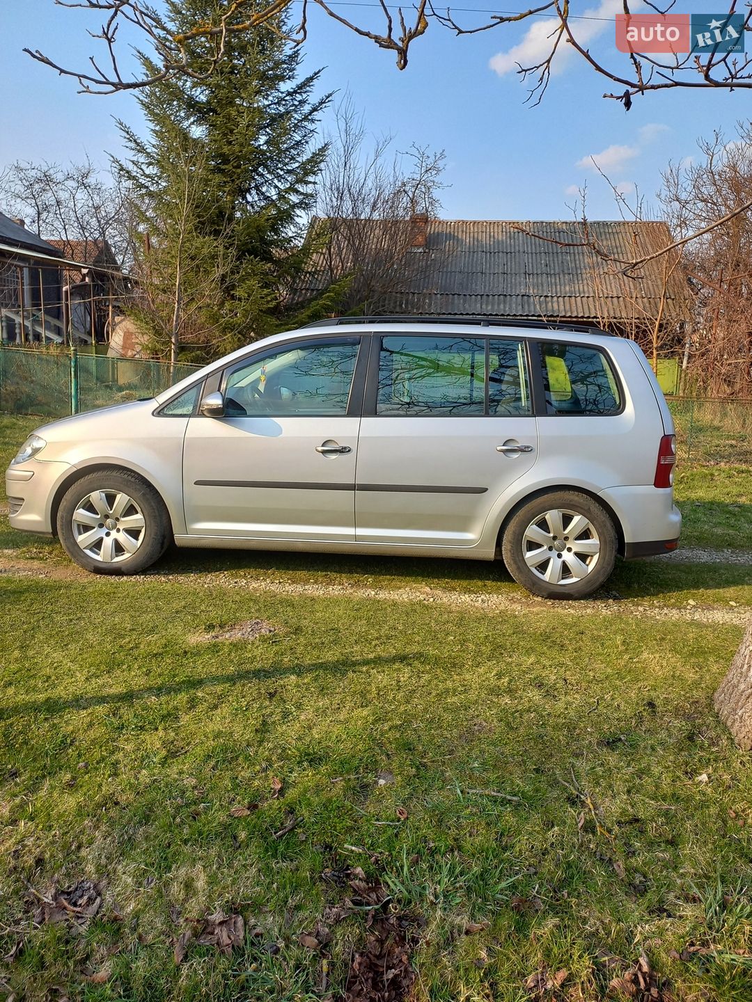 Volkswagen Touran 2010 VIN WVGZZZ1TZAW056863 фото оголошення 12 з 28