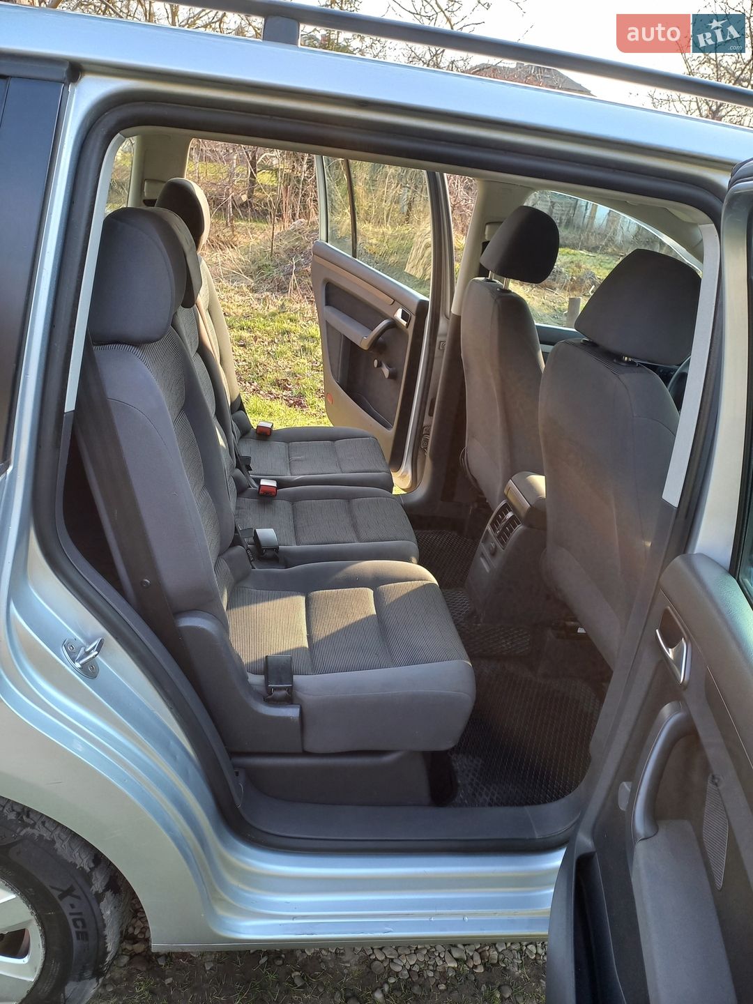 Volkswagen Touran 2010 VIN WVGZZZ1TZAW056863 фото оголошення 20 з 28