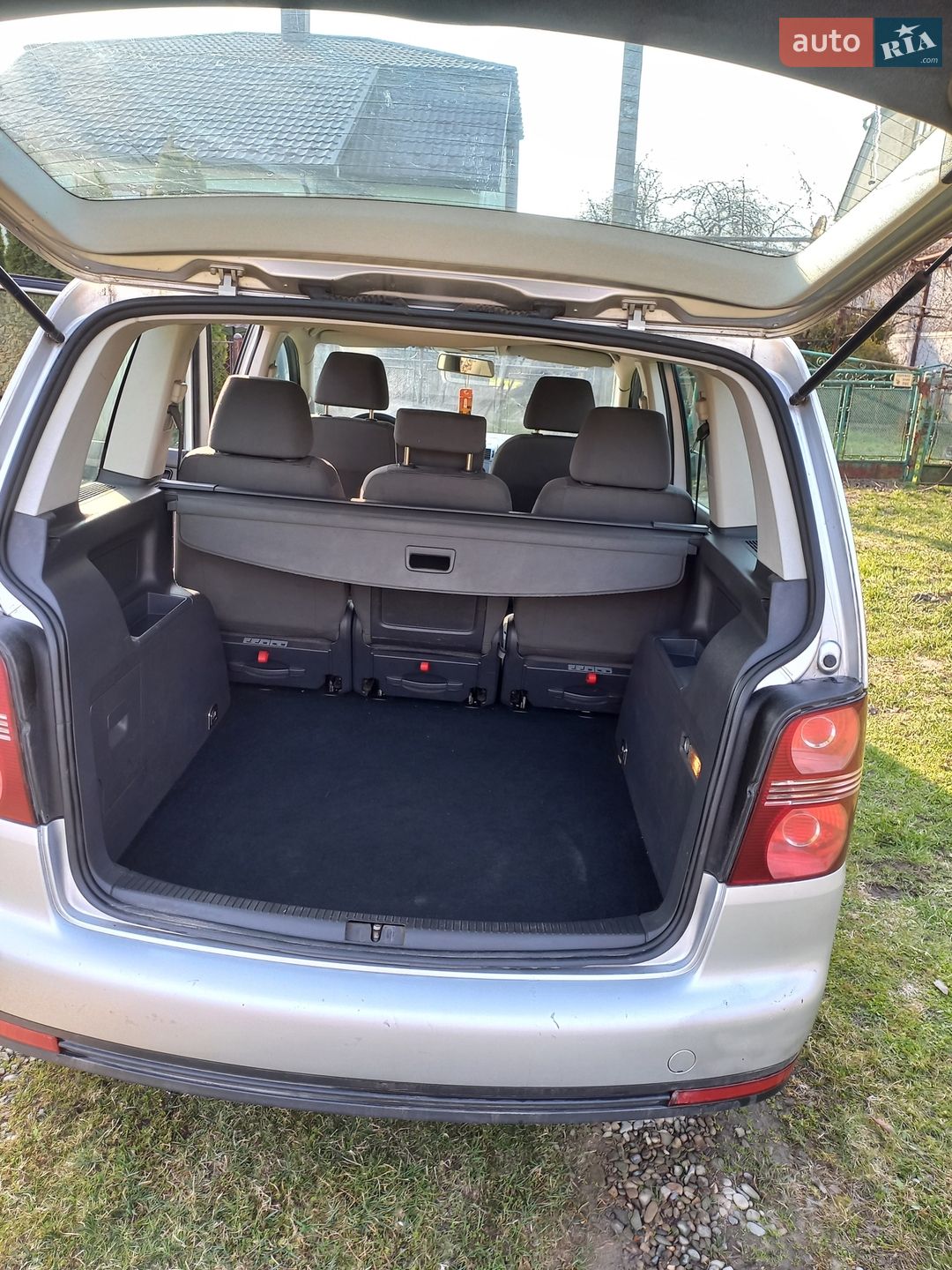 Volkswagen Touran 2010 VIN WVGZZZ1TZAW056863 фото оголошення 21 з 28