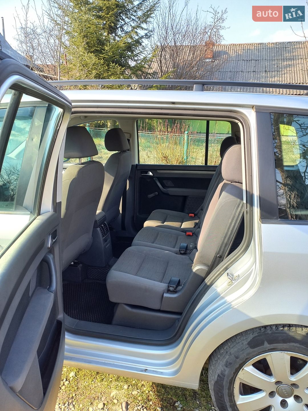 Volkswagen Touran 2010 VIN WVGZZZ1TZAW056863 фото оголошення 23 з 28