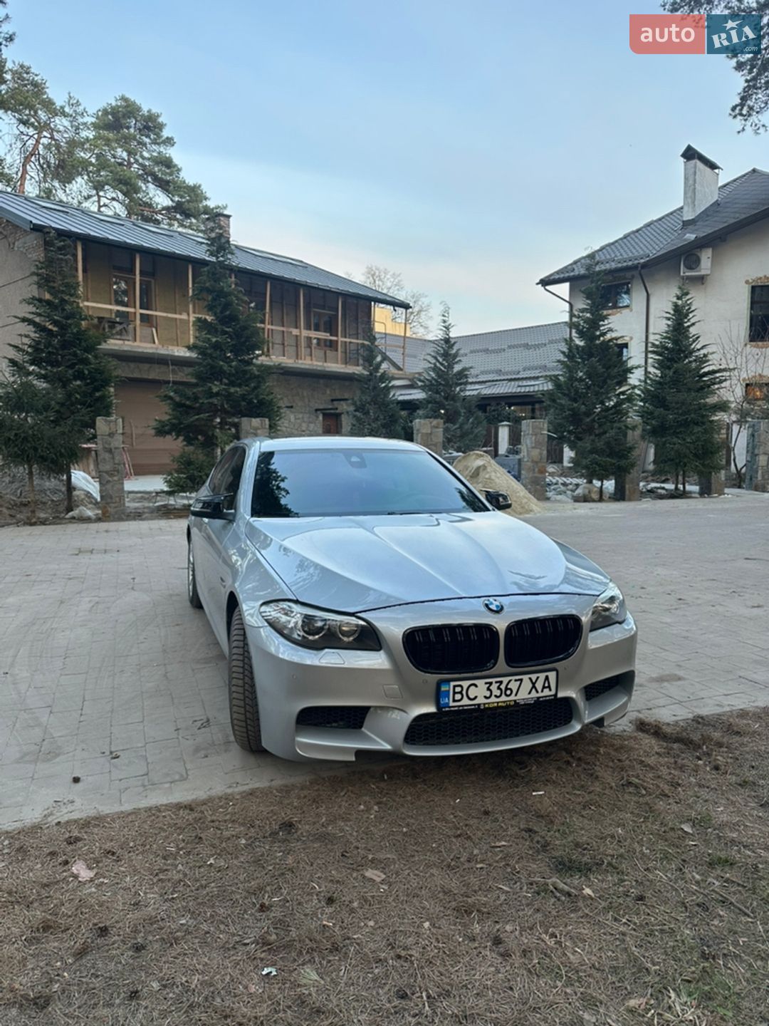 BMW 5 Series 2015 VIN WBA5A7C50FG143305 фото оголошення 2 з 11