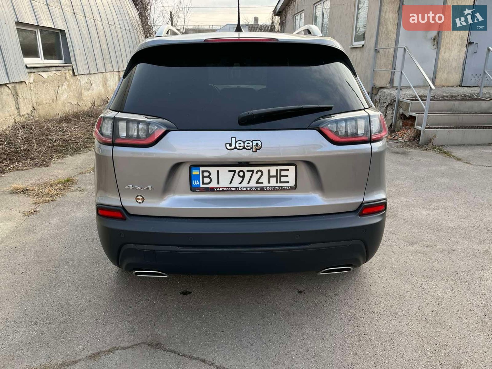 Jeep Cherokee 2020 VIN 1C4PJMLX8LD635122 фото оголошення 3 з 12