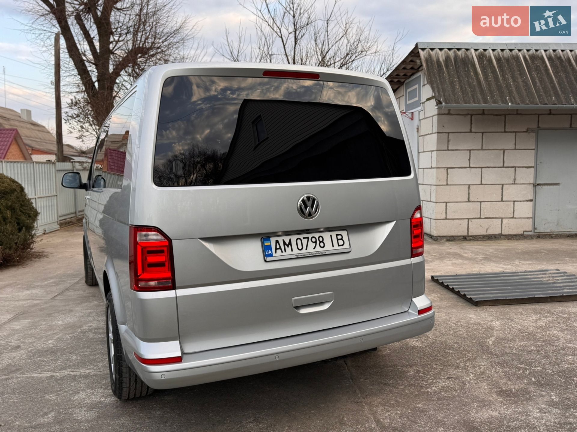 Volkswagen Transporter 2019 VIN WV1ZZZ7HZKH154786 фото оголошення 7 з 18