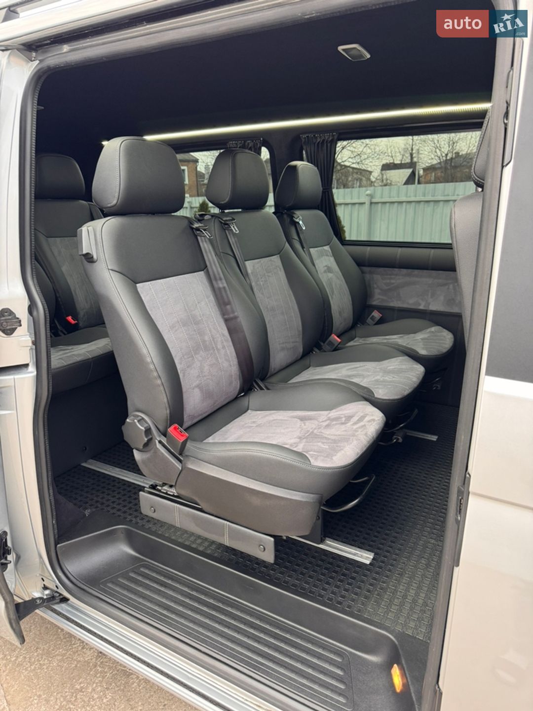 Volkswagen Transporter 2019 VIN WV1ZZZ7HZKH154786 фото оголошення 14 з 18