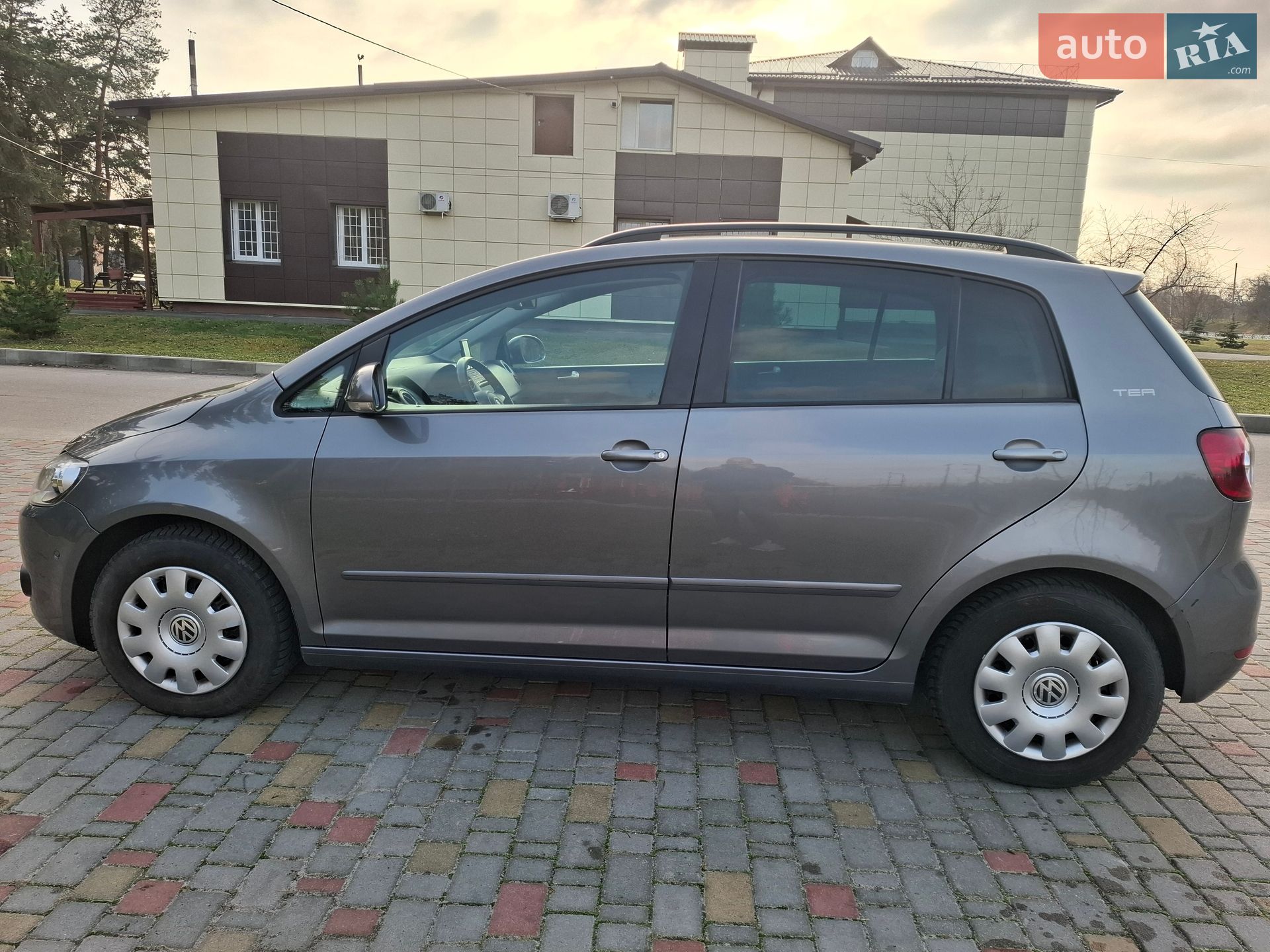 Volkswagen Golf Plus 2010 VIN WVWZZZ1KZAW613014 фото оголошення 6 з 25