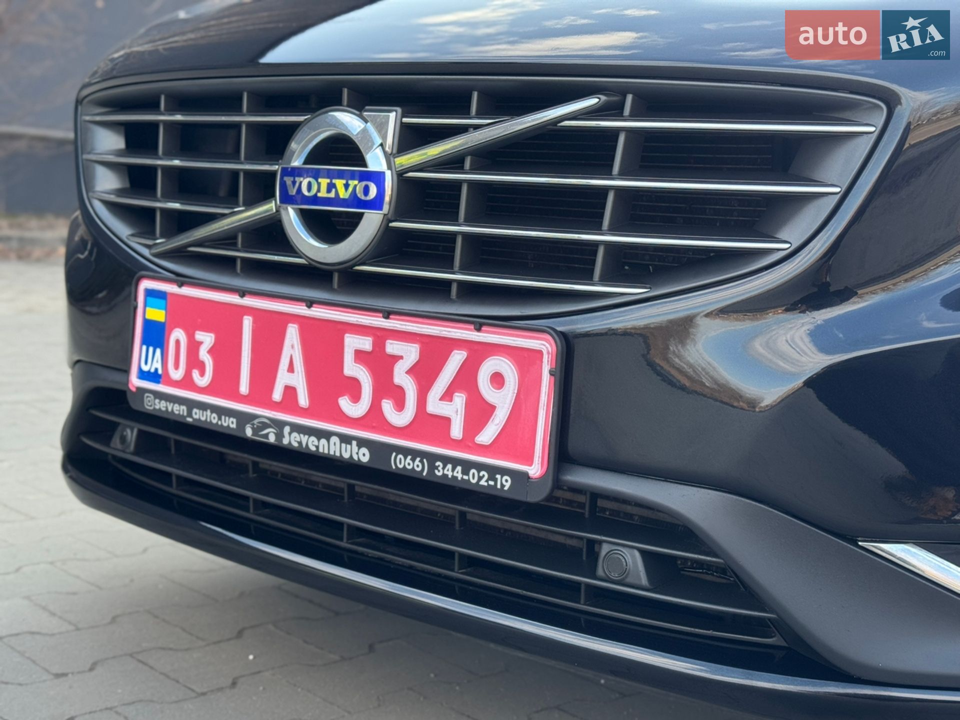 Volvo V60 2015 VIN YV1FWA8CDG1289707 фото оголошення 14 з 75