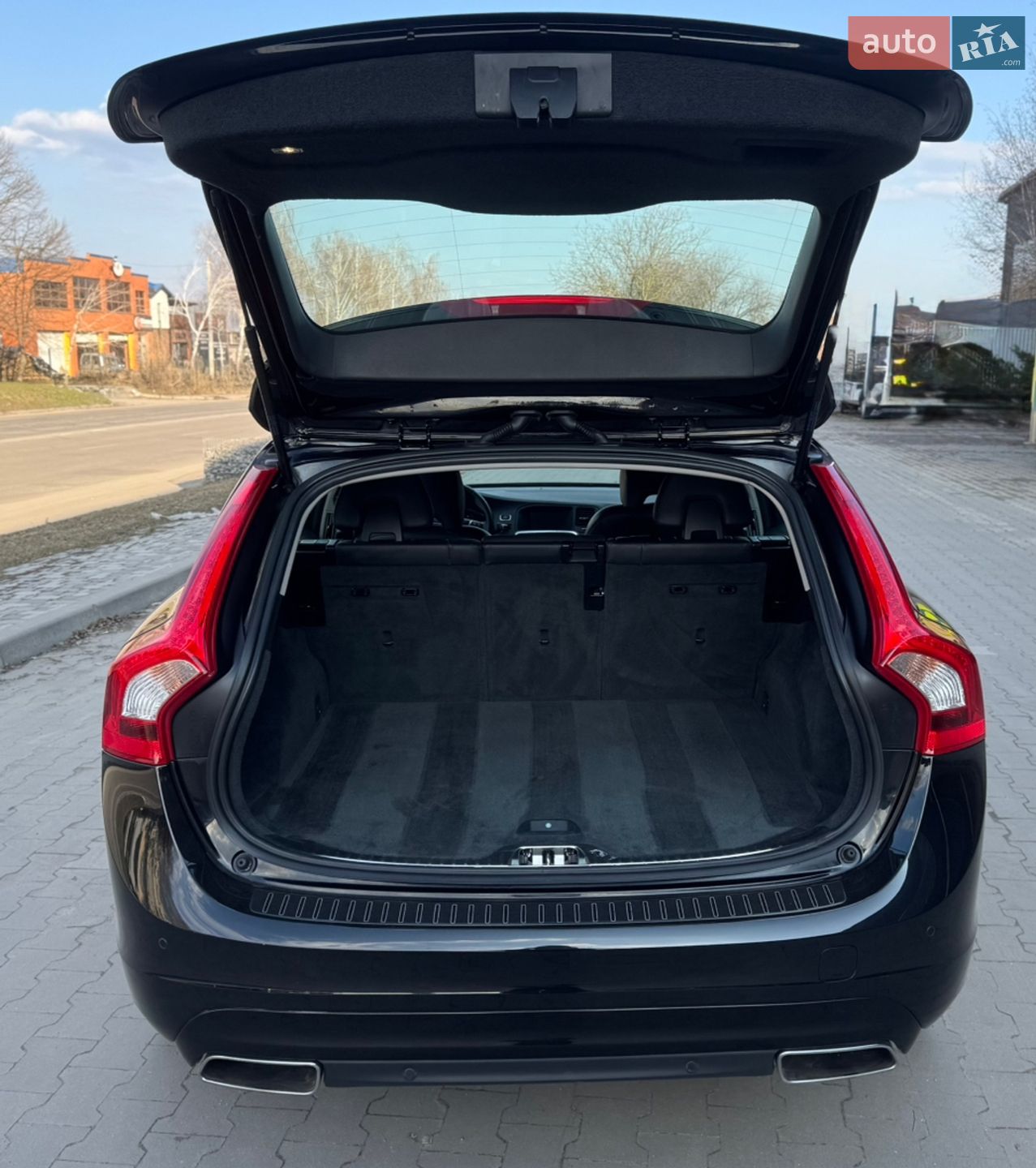 Volvo V60 2015 VIN YV1FWA8CDG1289707 фото оголошення 51 з 75