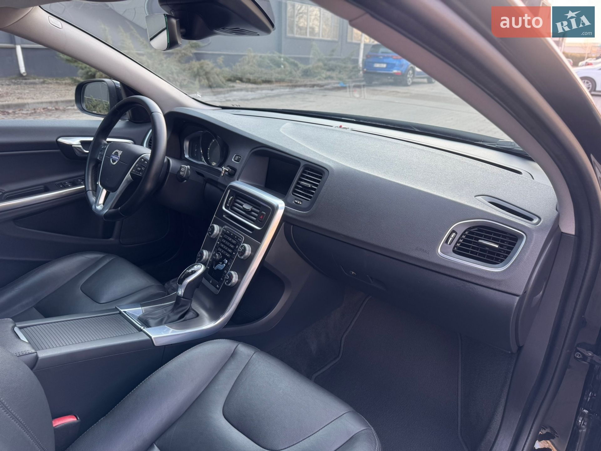 Volvo V60 2015 VIN YV1FWA8CDG1289707 фото оголошення 61 з 75