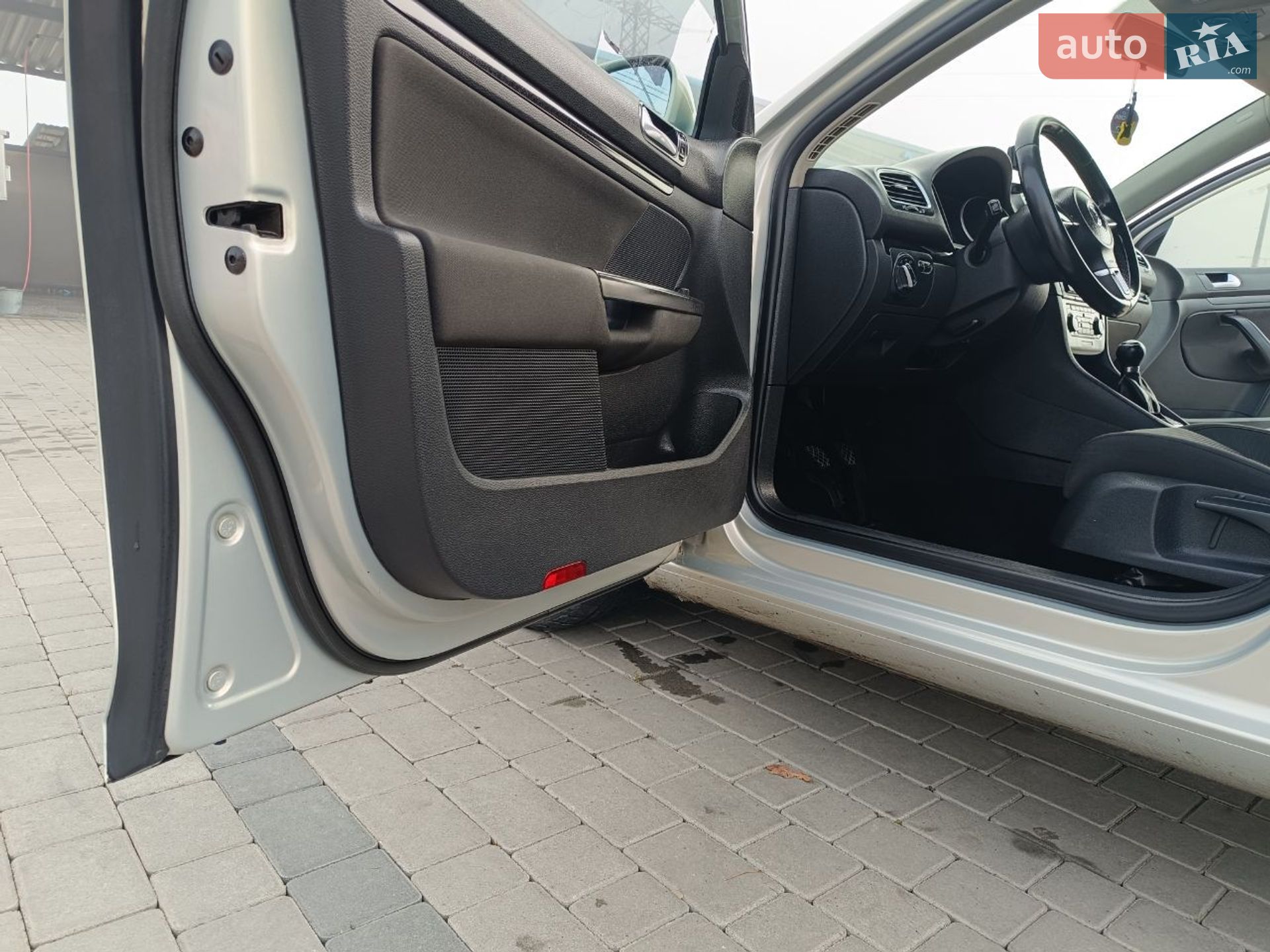 Volkswagen Golf 2011 VIN WVWZZZ1KZCM603837 фото оголошення 23 з 79