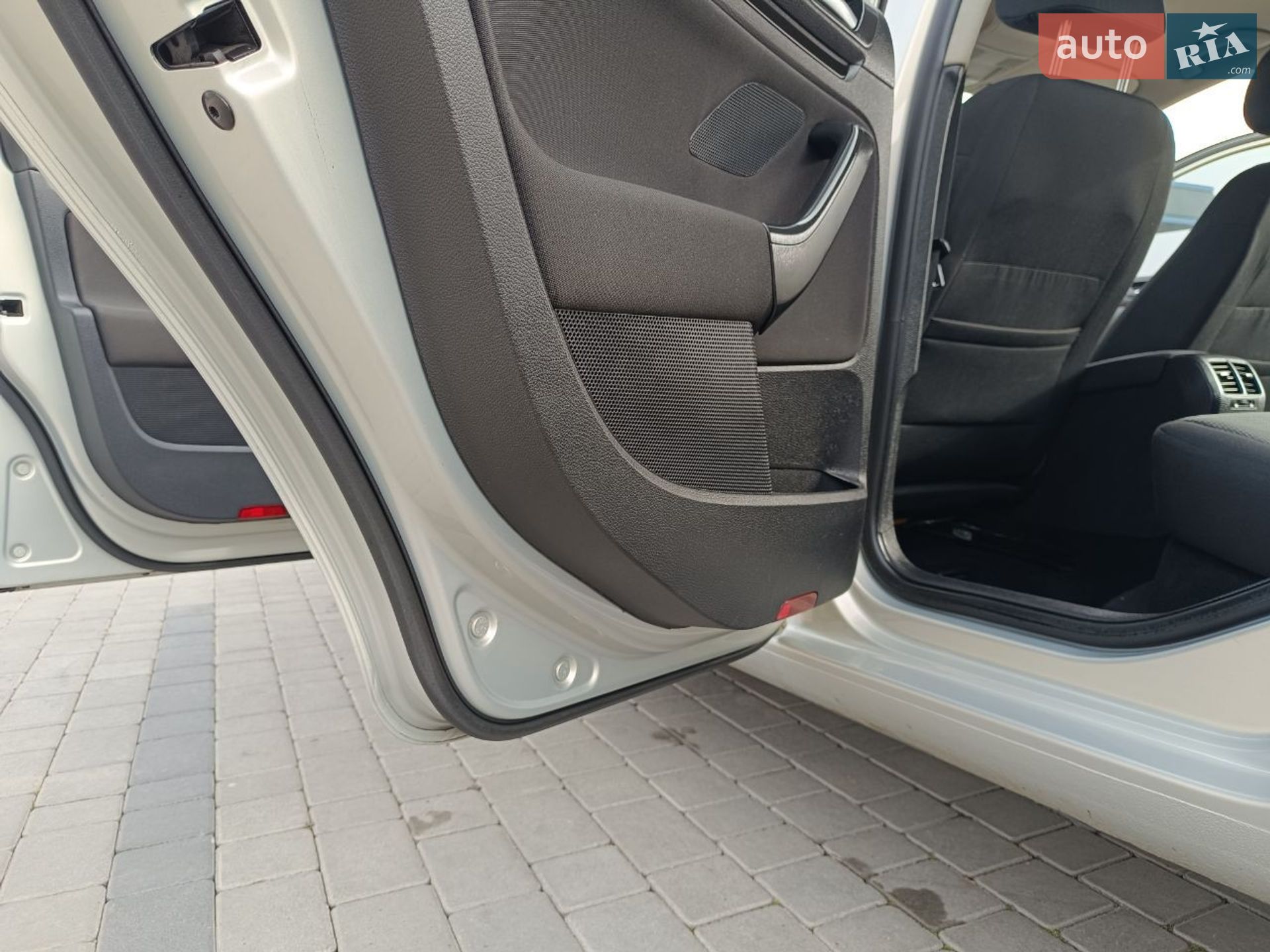 Volkswagen Golf 2011 VIN WVWZZZ1KZCM603837 фото оголошення 49 з 79