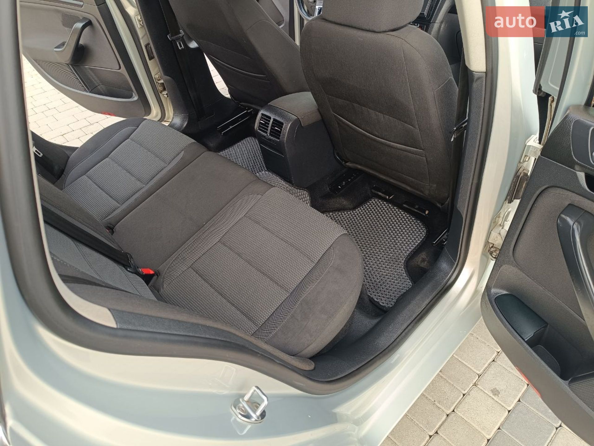 Volkswagen Golf 2011 VIN WVWZZZ1KZCM603837 фото оголошення 52 з 79