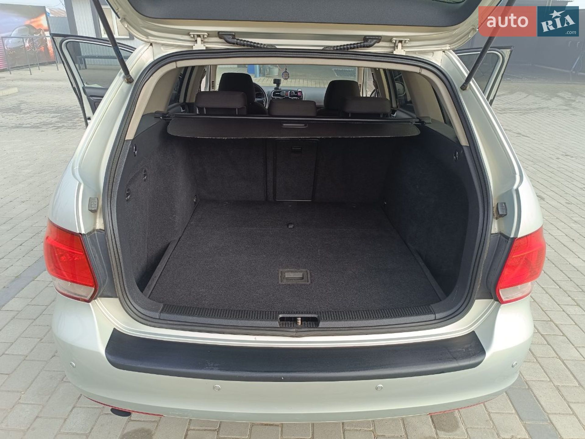 Volkswagen Golf 2011 VIN WVWZZZ1KZCM603837 фото оголошення 77 з 79