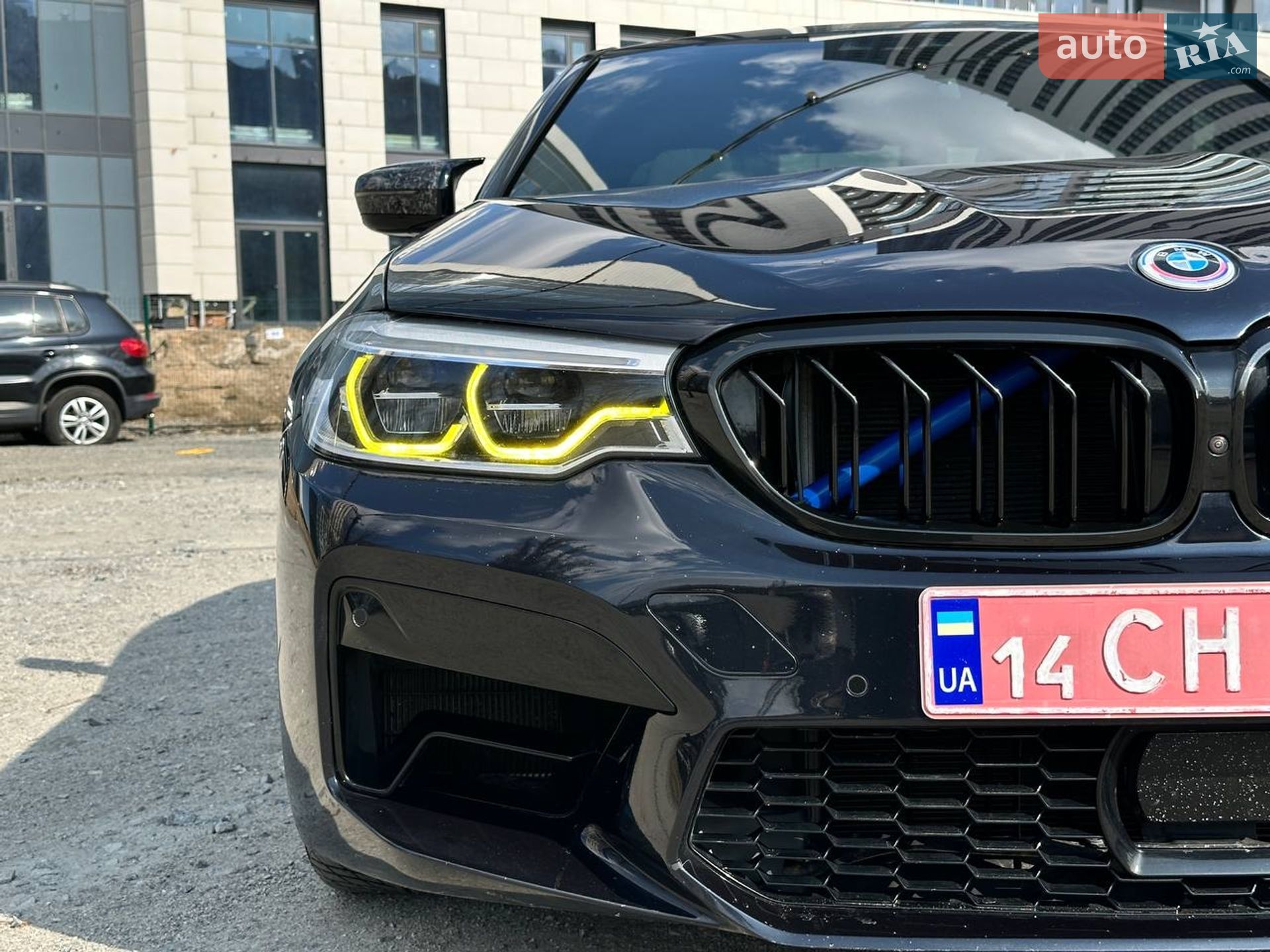 BMW 5 Series 2019 VIN WBAJS7C05LCD17441 фото оголошення 8 з 38