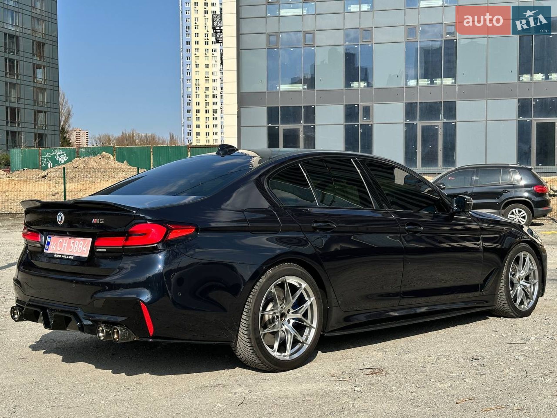BMW 5 Series 2019 VIN WBAJS7C05LCD17441 фото оголошення 5 з 38