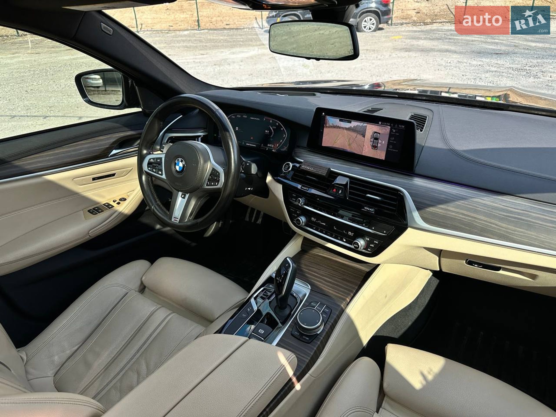 BMW 5 Series 2019 VIN WBAJS7C05LCD17441 фото оголошення 33 з 38