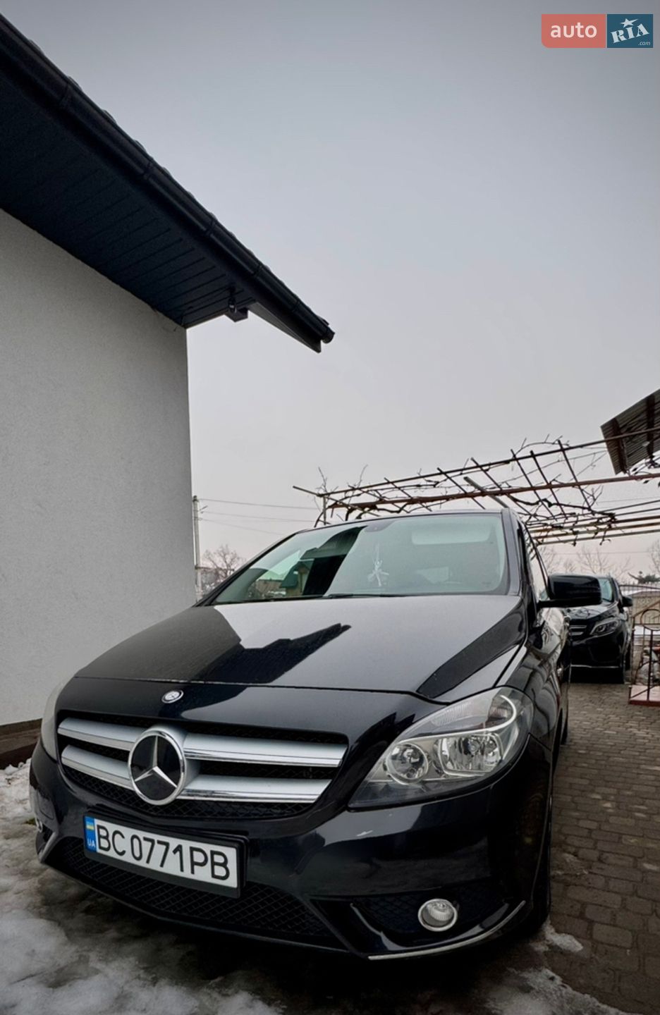 Mercedes-Benz B-Class 2012 VIN WDD2462001J038974 фото оголошення 10 з 18