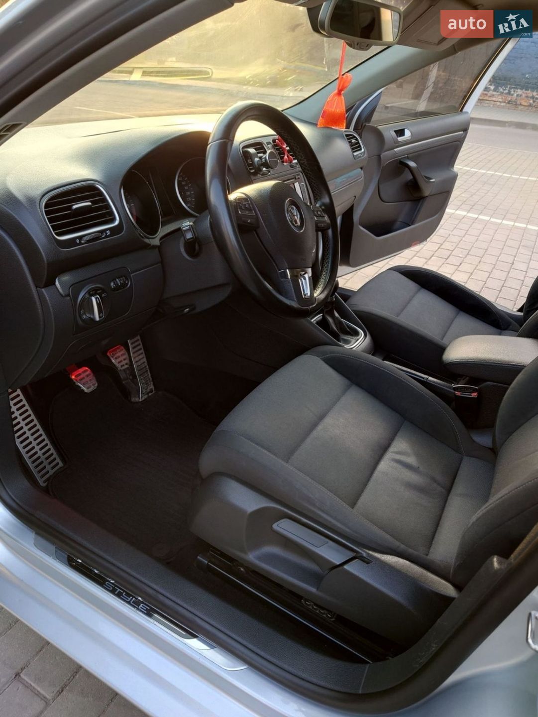 Volkswagen Golf 2012 VIN WVWZZZ1KZCM676659 фото оголошення 27 з 39