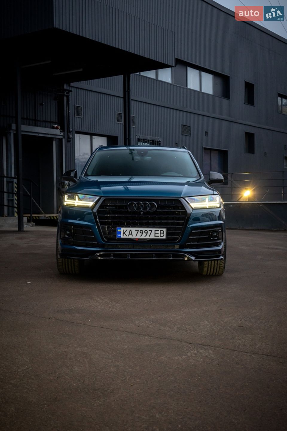 Audi Q7 2019 VIN WAUZZZ4M5KD031283 фото оголошення 6 з 22