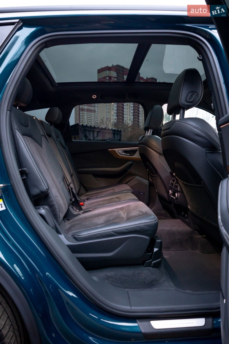 Audi Q7 2019 VIN WAUZZZ4M5KD031283 фото оголошення 15 з 22