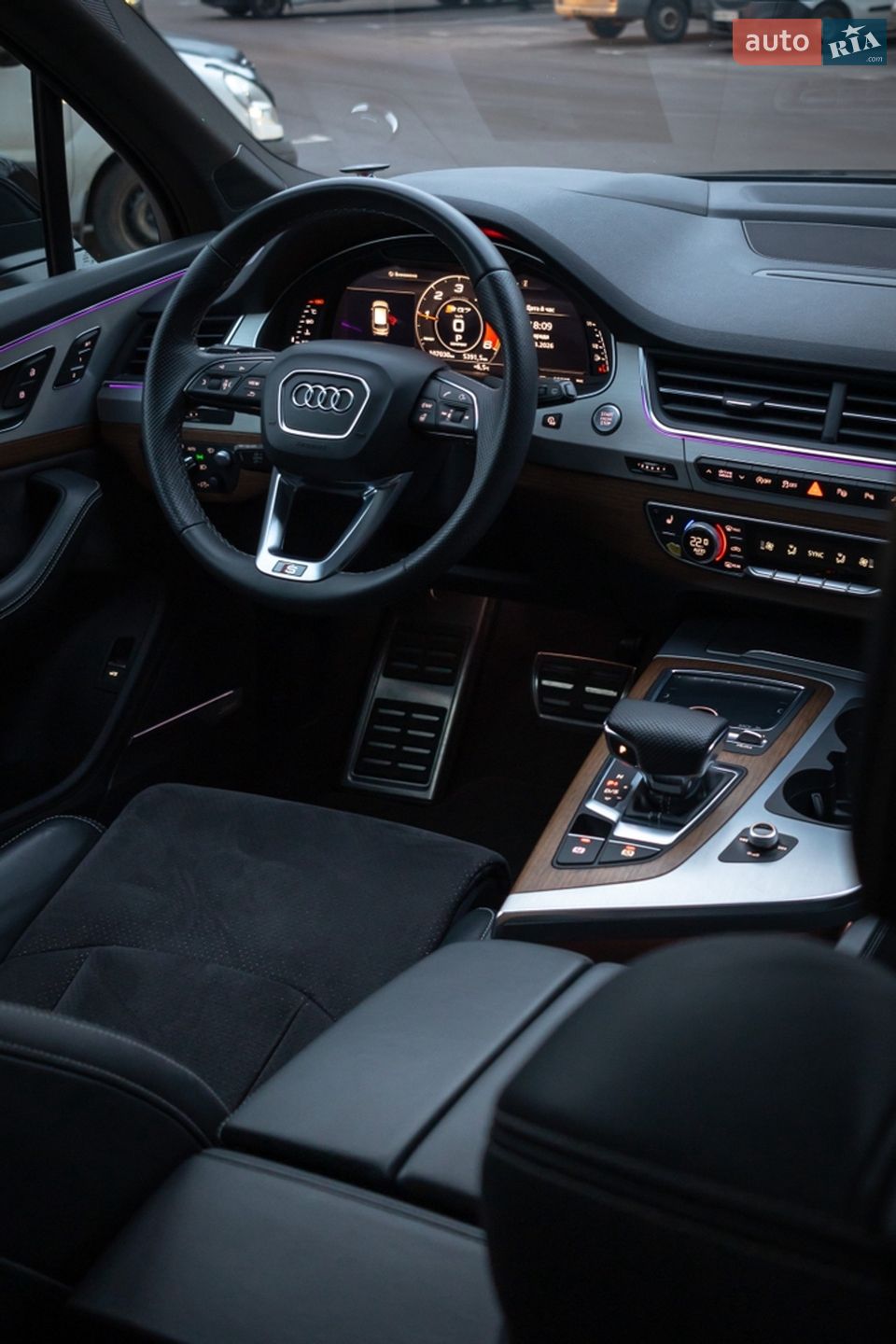 Audi Q7 2019 VIN WAUZZZ4M5KD031283 фото оголошення 19 з 22