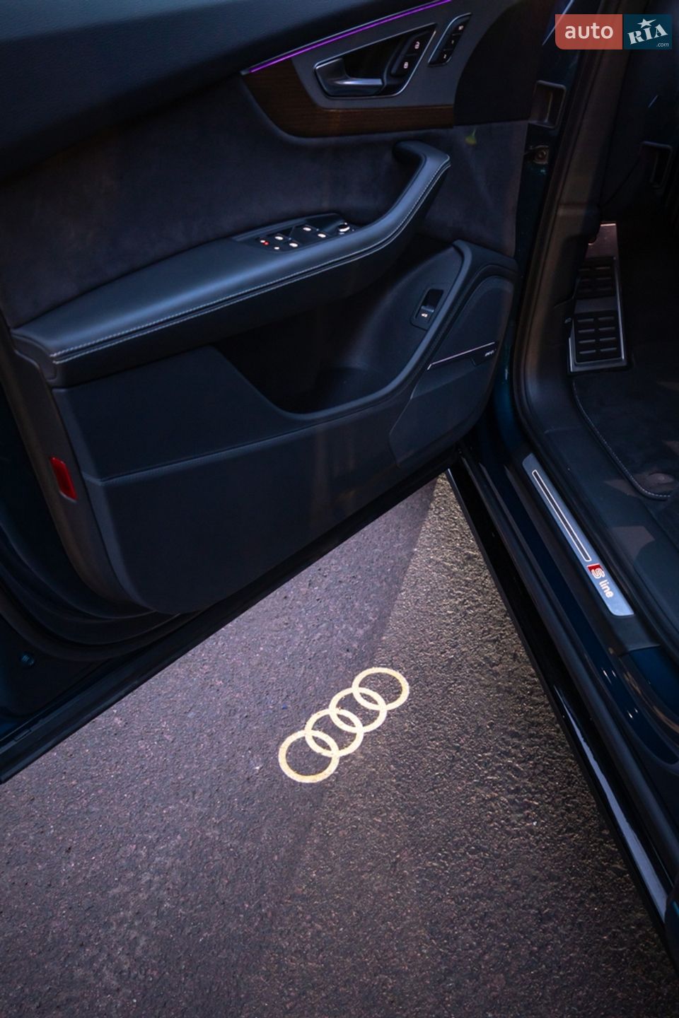 Audi Q7 2019 VIN WAUZZZ4M5KD031283 фото оголошення 21 з 22
