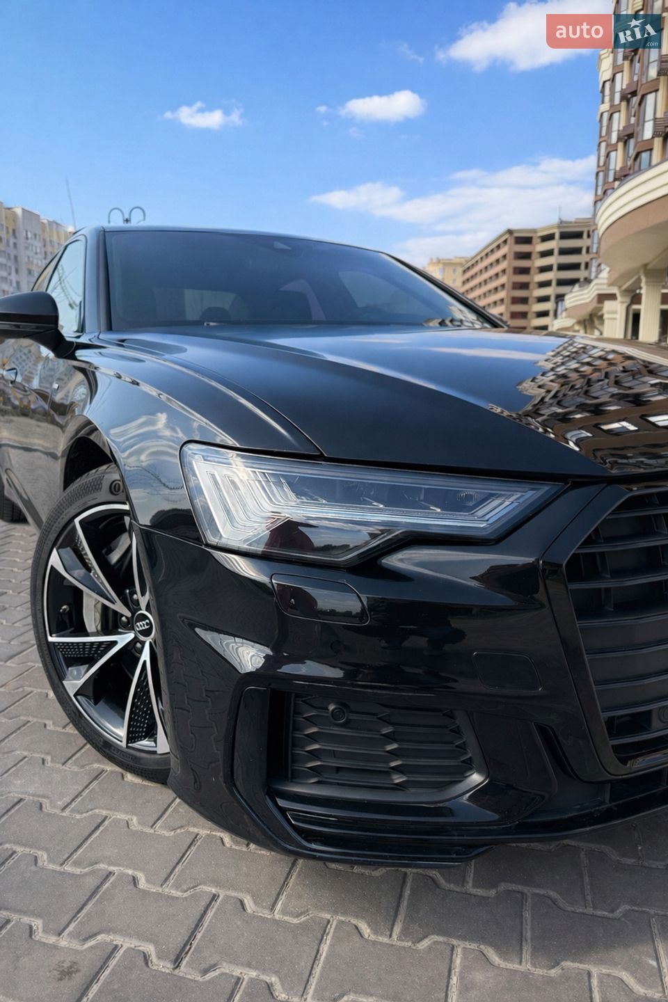 Audi A6 2018 VIN WAUL2AF28KN028170 фото оголошення 3 з 21